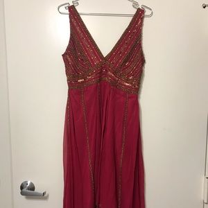 Adrianna Papell 100% Silk, Size 4, Chiffon Dress